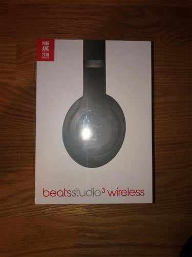 BRAND NEW Beats Studio 3 Wireless Headphones