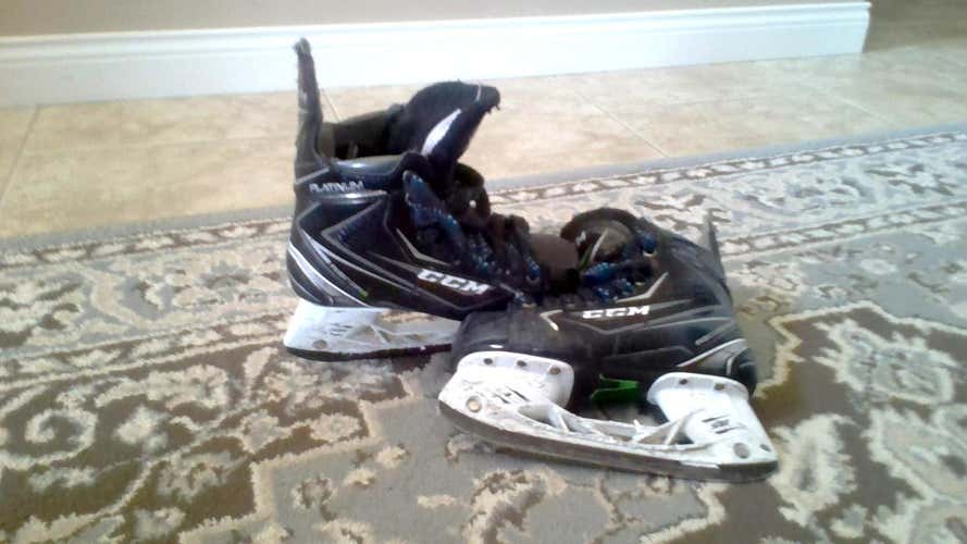 CCM RibCor 68K Hockey Skates Youth Size 4