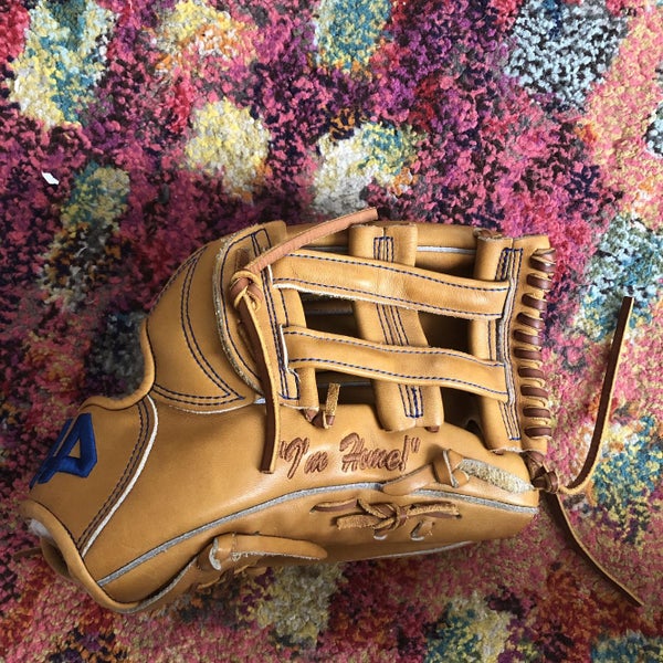 New 44 Pro Baseball Glove