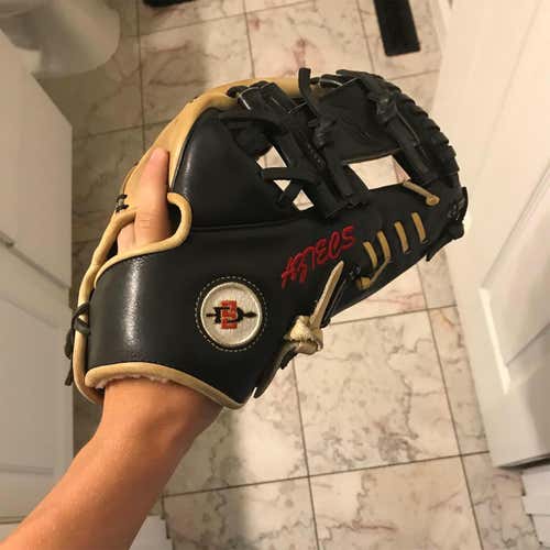 Nike DEP Baseball Glove fsot