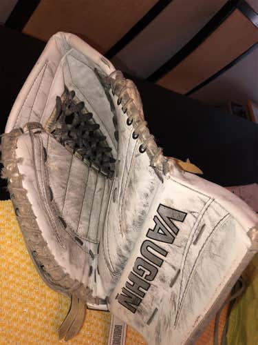 Ventus LT90 Goalie Pro Spec Glove Full Right Senior Pro Stock