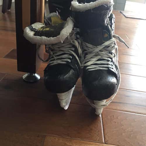 Supreme 1S Hockey Skates Senior  Size 9.5