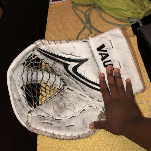 Pro V Elite Goalie Glove Full Right Senior Pro Stock (Also Will Trade For Pro Ccm Full Right Glove)