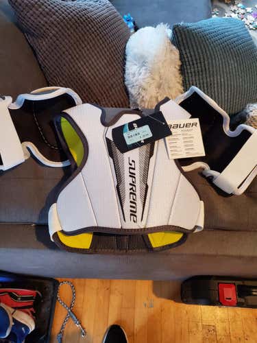 New Bauer S170 Shoulder Pads Youth