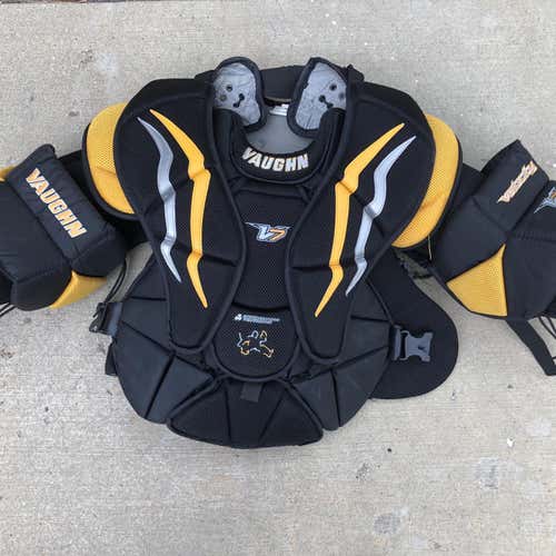 Velocity V7 XF Pro Carbon Chest and Arm Protector Goalie Chest Protector Intermediate L