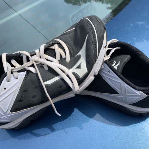 Mizuno  Adult