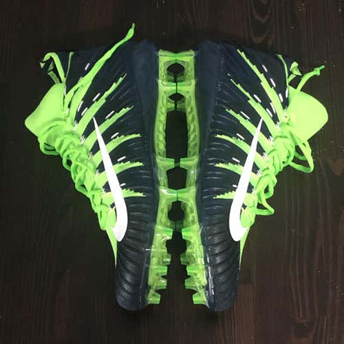 New Nike Alpha Menace Elite TD Mid