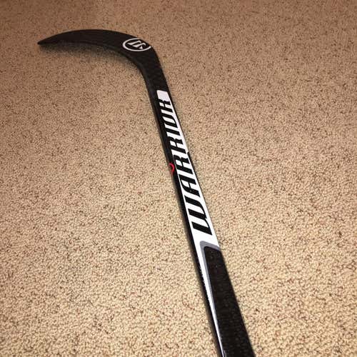 New Dynasty HD1 Hockey Stick Righty Mid Intermediate