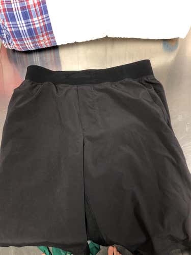 Lululemon T.H.E Short 11 Inch Inseam Size 11 Need Gone Msg Offers