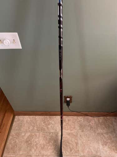 Vapor 1X Lite Hockey Stick Righty Toe Senior