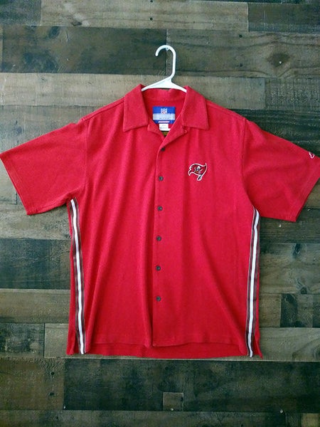 Reebok NFL Football Tampa Bay Buccaneers Red Bowling Style Embroidered Button Polo Shirt