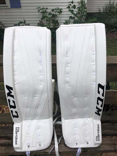 New Premier R1.9 Goalie Leg Pads Senior