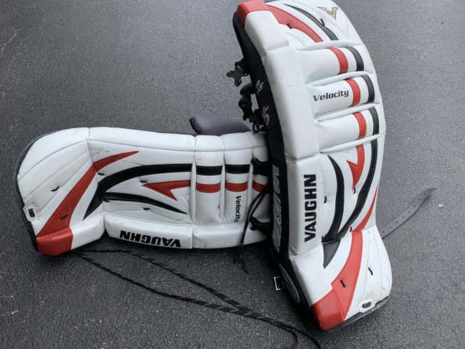 Vaughn Velocity V5 Goalie Leg Pads Youth