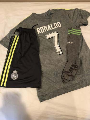Adidas Real Madrid full uniform