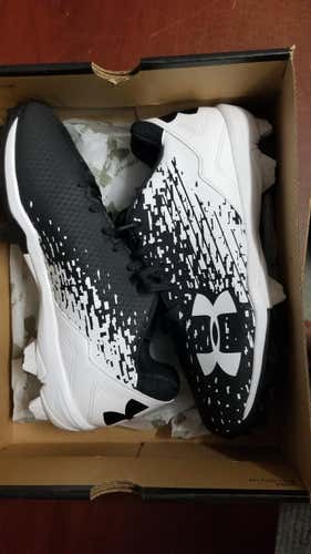 New Under Armour Baseball Youth US 5Y Cleat - UA Leadoff low RM Jr. Black/White