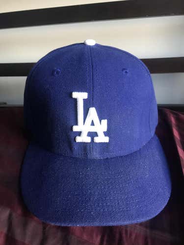 LA Dodgers & KC Royals New Era Hats (7 3/8)