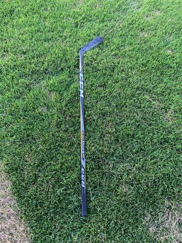 Super Tacks 2.0 Hockey Stick Righty Mid Senior