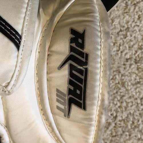 Warrior Goalie Glove Regular Intermediate