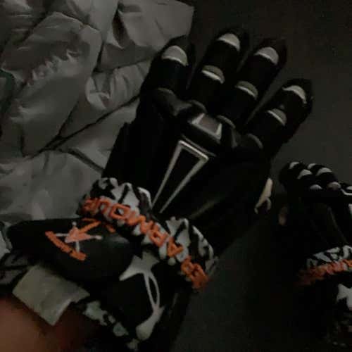 Six Nation Arrows command pro gloves