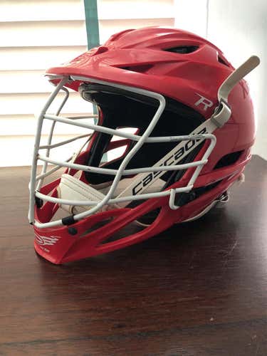 Cascade R used red helmet