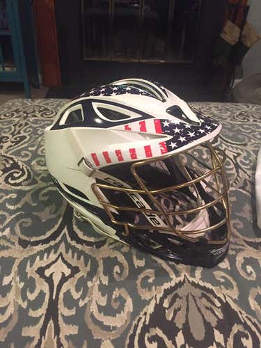 Cascade R Helmet Adult, Great condition.