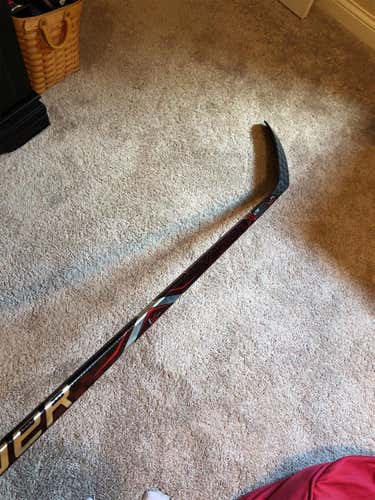 New Vapor ADV Hockey Stick Righty Toe Senior Pro Stock