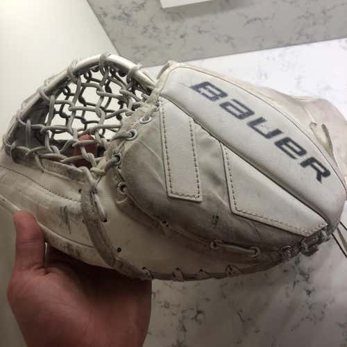 Supreme One.9 Goalie Glove, Regular Intermediate