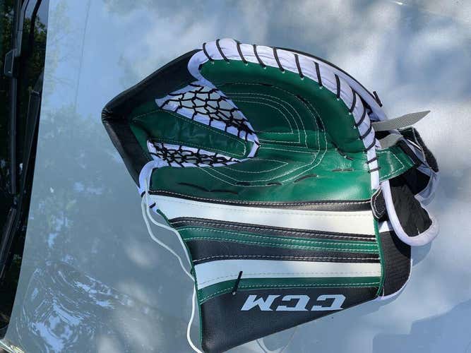 *BRAND NEW* CCM Premier Pro Glove (Regular) Senior -  Pro Stock