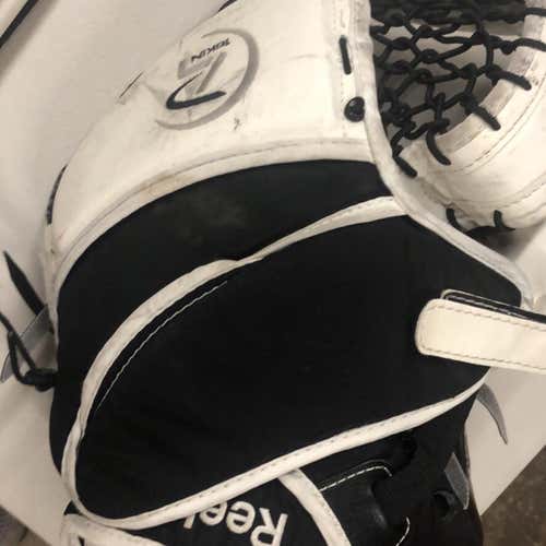 Reebok Goalie Glove & Blocker Regular Junior