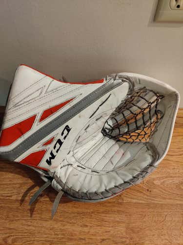 CCM Extreme Flex 4/ EFlex 4 Goalie Glove Romeo Pro Stock