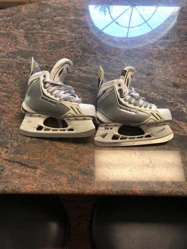Supreme One.9 Hockey Skates Youth Size 3.5 Limited Edition