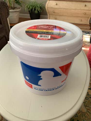 Sealed Bucket New Rawlings Synthetic Baseballs 24 ct