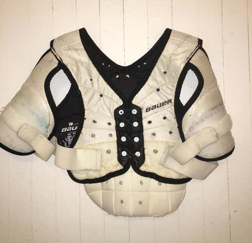 Used Bauer Pro Vintage Shoulder Pads Senior Medium NO CAPS Beer League Low Profile