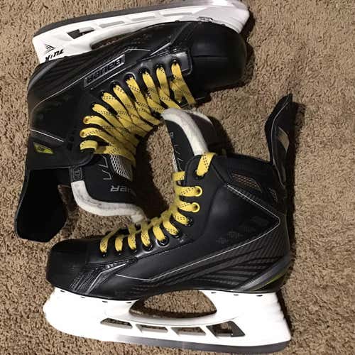 Supreme 160 Hockey Skates Senior  Size 10