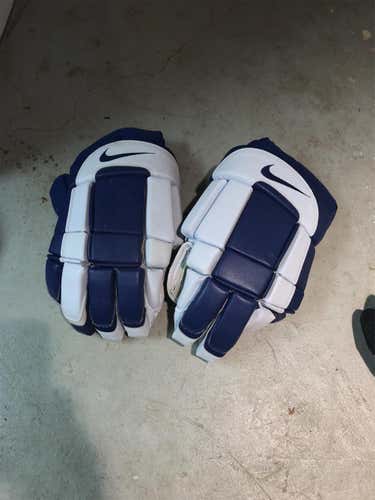 New  Gloves Senior Pro Stock