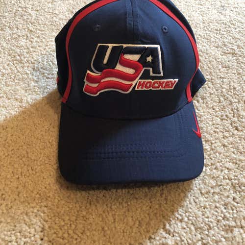 New Nike Team USA Hockey Team Issued Hat