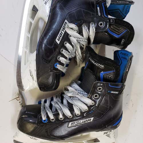 Nexus 8000 Hockey Skates Senior  Size 9