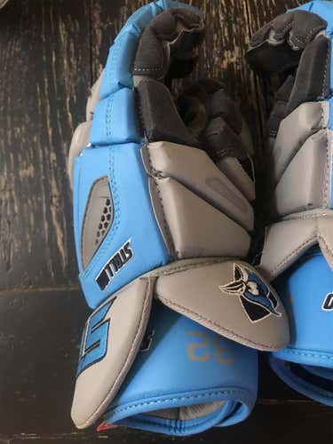 Stallion 500 Hopkins #32 Lacrosse Gloves