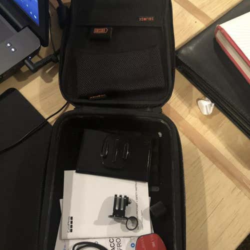 GoPro Hero 4 Session + Accessories