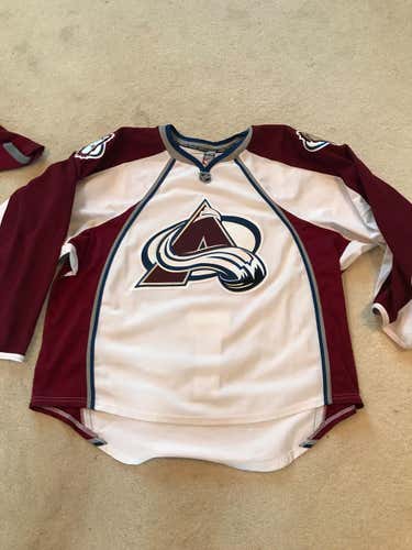Official White  Game Jersey Reebok 2.0 7287 NHL Jersey Colorado Avalanche (size 58+, 54, 58)