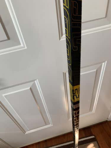 New Supreme 2S Pro Hockey Stick Lefty Unknown Senior