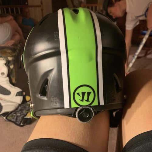 (best Offer Gets It)LIKE NEW True Lacrosse Evo Helmet Adult