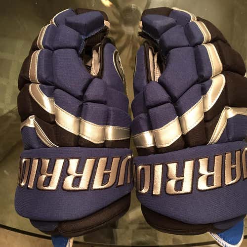 New Covert DT2 Gloves Senior Pro Stock