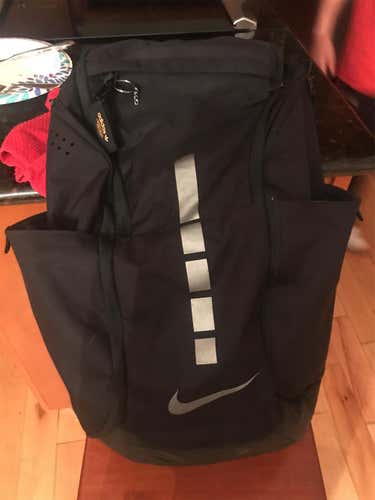 LN Nike Elite Backpack