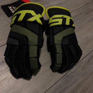 New Stallion 100 Lacrosse Gloves