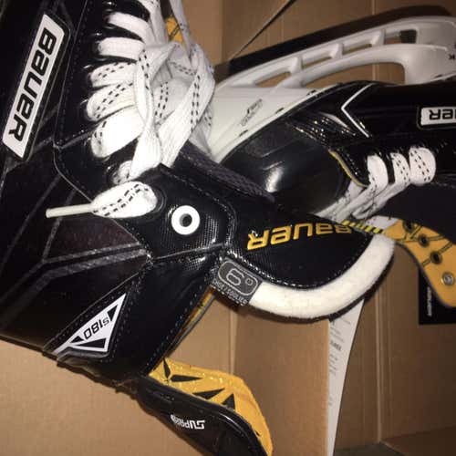 New Supreme 180 Hockey Skates Senior Size 6