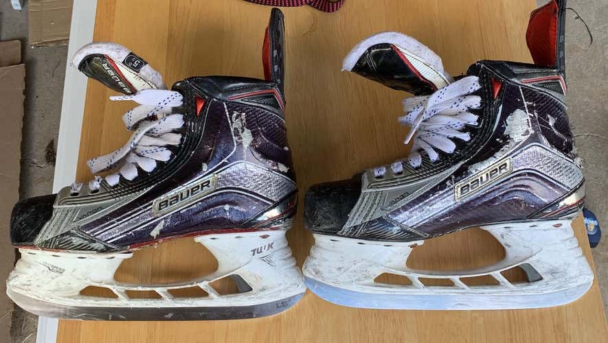 Vapor 1X Hockey Skates Senior  Size 5.5