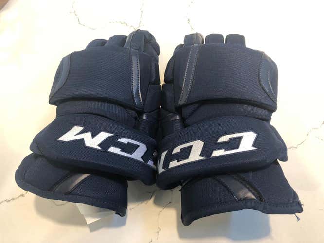 New CCM HG12 PP Gloves Senior Pro Stock Winnipeg Jets (G122)