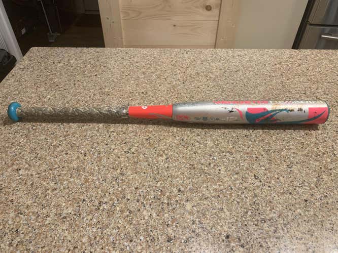 DeMarini Vendetta Bat