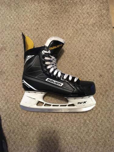Supreme 150 Hockey Skates Senior  Size 7